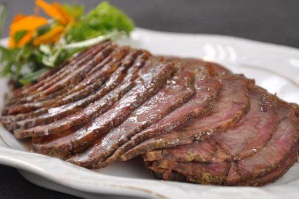 正宗鹵牛肉的配方