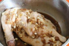 鹵鴨的關(guān)鍵如何腌制入味去腥？