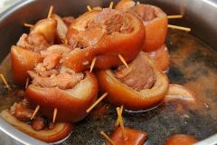 炒糖色的3個重點鹵肉料理油亮亮的關鍵！