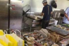 95后大學(xué)生開了一家10㎡的鹵肉店一天竟能賣3000單？